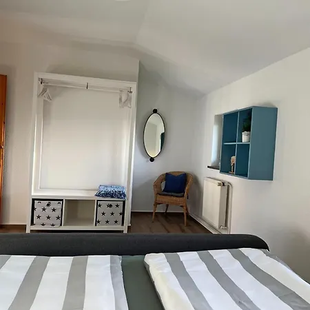 아파트 In Dargun Mit Pool Und Streichelzoo, Cleaning Included Barlin