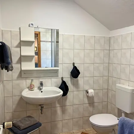 In Dargun Mit Pool Und Streichelzoo, Cleaning Included * Barlin